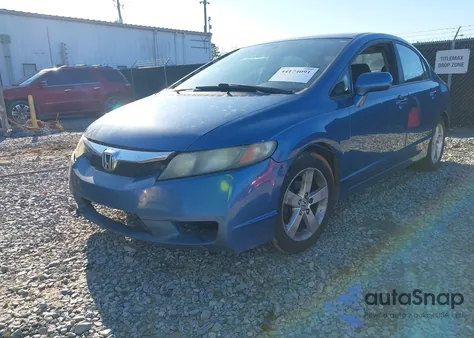 2011 Honda Civic Lx-S z USA, uszkodzony, nr VIN 19XFA1F67BE003884